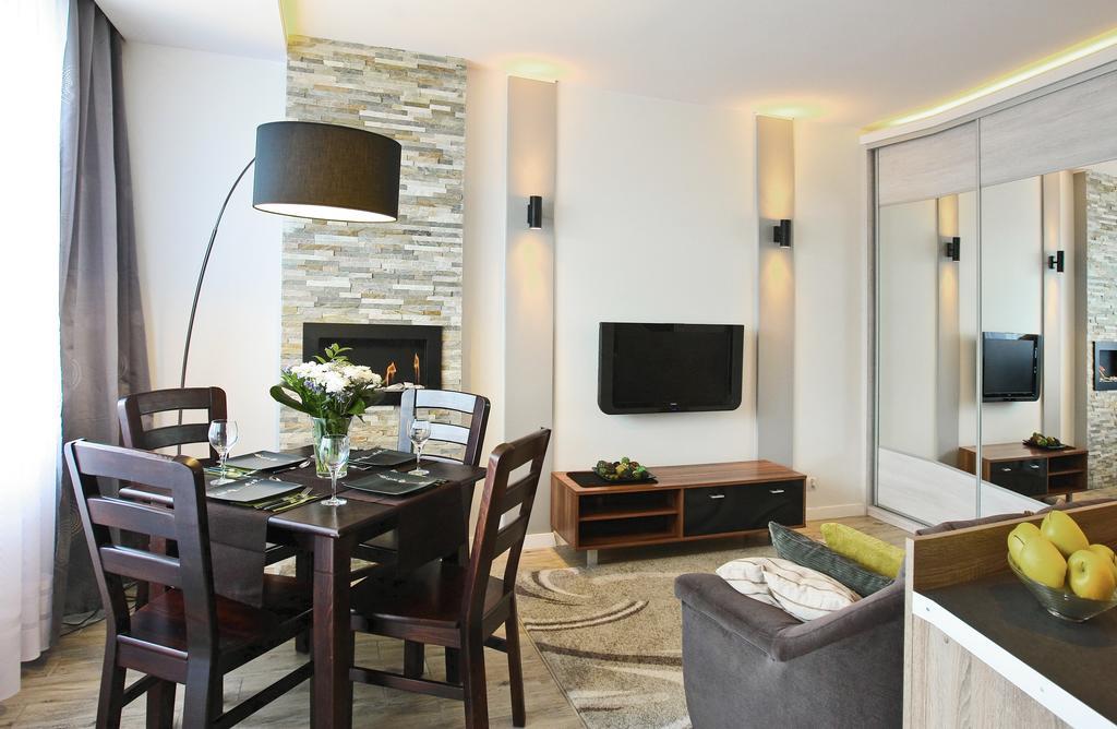 Nice Stay Apartment By Rentoom Торунь Екстер'єр фото